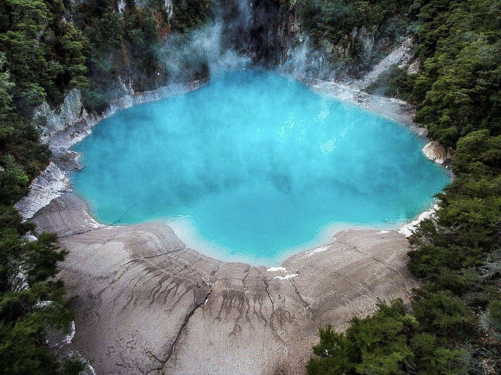 ROTORUA TRAVEL GUIDE FOR FIRST-TIMERS