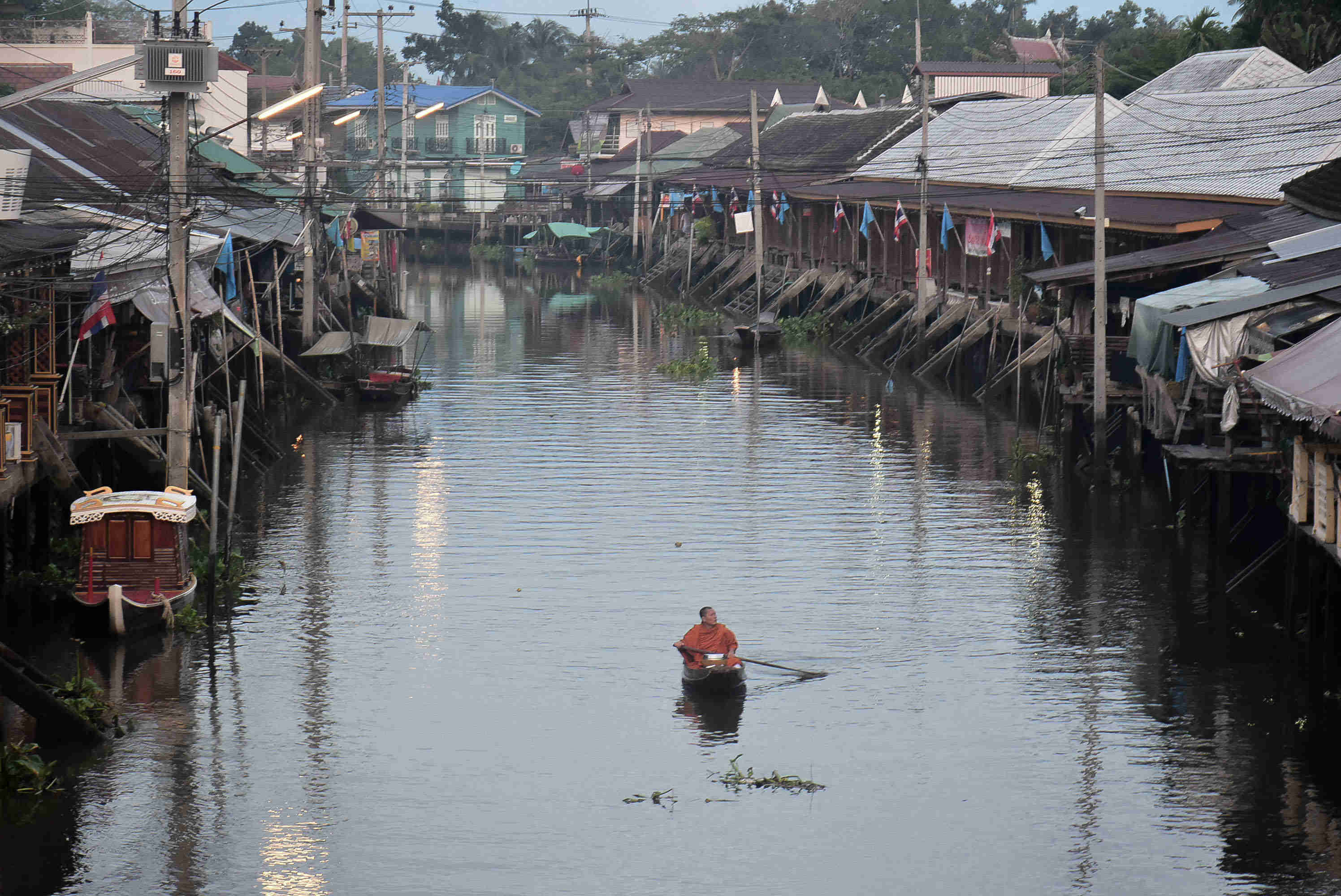 THINGS TO DO IN SAMUT SONGKHRAM FOR FIRST-TIMERS